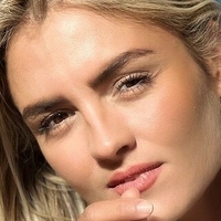 Естрела Бланко Оголені