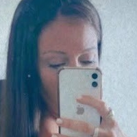 Юніс Фольч Оголені