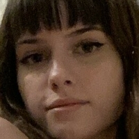 Дівчата з чубками Оголені