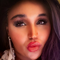 богиня Олівія Твіст Оголені