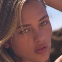 Грінцесс Лера Оголені