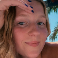 Ханна Ханеберг Оголені