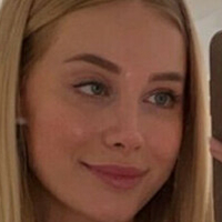 Ханна Софія Оголені