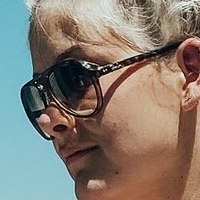 Ханна Бурк Оголені