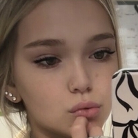 Гартлі Рід Оголені