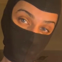 ХелінХот Оголені