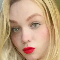 Інгрід Деніссе Оголені