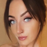 Іззі Фоулі Оголені