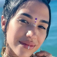 Джаніс Бетанкорт Оголені