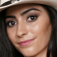 Жасмін Вега Оголені