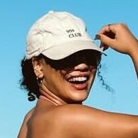 Дженніфер Теодоро Оголені