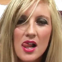 Дженні Белан Оголені