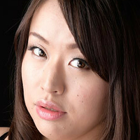 Каеде Ніїяма Оголені