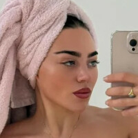 Кейт Шарп Оголені