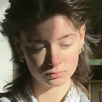 Кей Анджелі Оголені