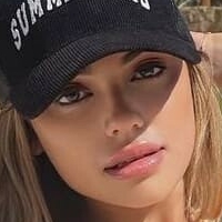 Келсі Калемайн і Фазеркелс Оголені