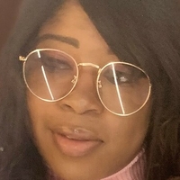 Кріссивікторі Оголені