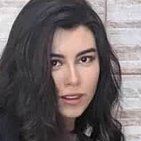 Ларіса Лівейр Оголені