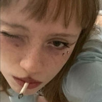 Лаурасад Оголені