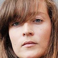 Леоні Шульц Оголені