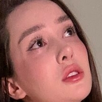 Ліл Йланська Оголені