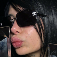 lilmilkfree Оголені