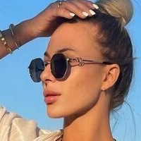 лілікетвіп Оголені
