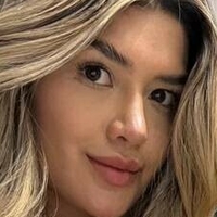 Ліна Есмі Оголені