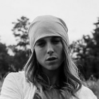 Ліза М.Б. Оголені