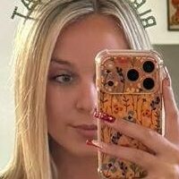 Лів Генді Оголені