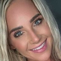 лівсексPLICIT Оголені