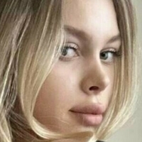 лолларейн Оголені
