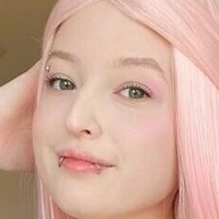 Ловелліелі Оголені