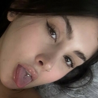 Люсія Оголені