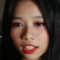 Майка Інгхуа Оголені