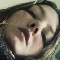 Мама Джуеллс Оголені