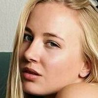 Марі Хардон Оголені