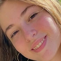 Маріела Віченці Оголені