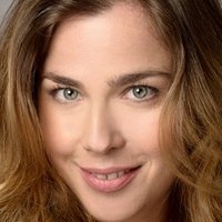 Меліна Петріела Оголені