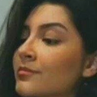 Міка Секундаріо Оголені