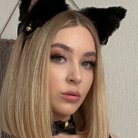 Мілана Міла Оголені