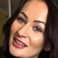 МілліБруксОфіційна Оголені