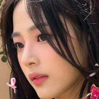 Мінджі (НьюДжинс) Оголені