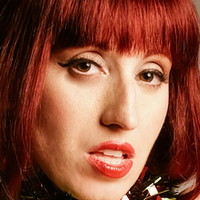 Міс Загублена Молодість Оголені