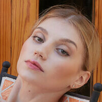 Моллі Елоун Оголені