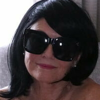 моммаскарлет Оголені