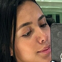 Мікамiла Модель Оголені
