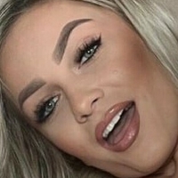 Натасі Оголені