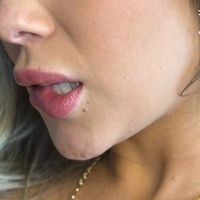 Ніколь Айн Оголені