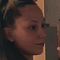 OF Profil meiner ehemaligen Nachbarin? Оголені